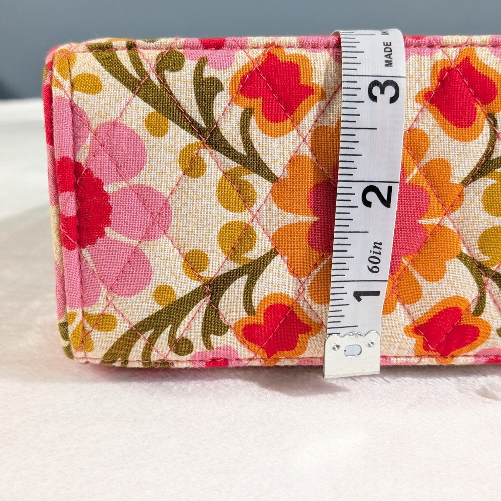2010 Vera Bradley Julia Folkloric Quilted Crossbody Handbag - Picture 15 of 16